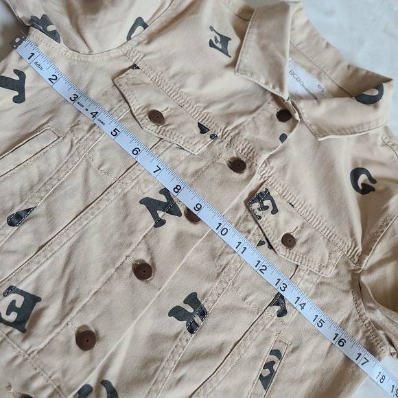 ❤️NWT BCBGeneration Nude/Blush/Black Scattered Alphabet Denim Jean Jacket, S - Picture 5 of 14
